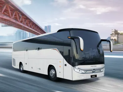 luxury coach rentals uae