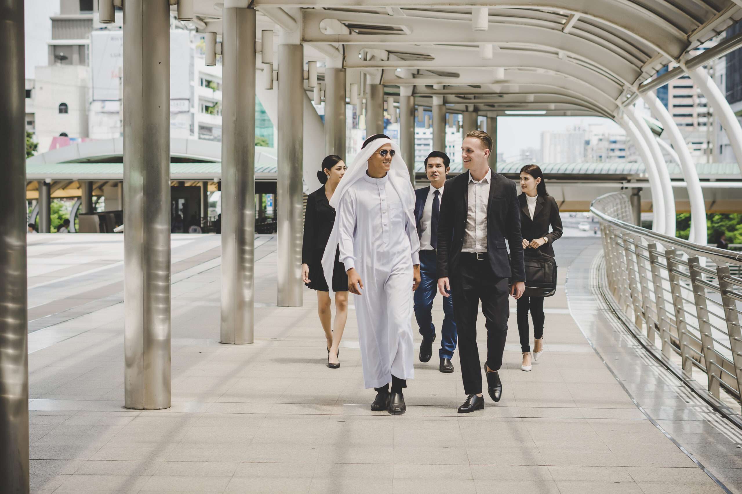  Streamline Your Daily Commute: Abu Dhabi Employee Transport by Creative Passenger Transport